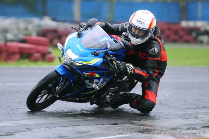 Suzuki GSX-R150 Sentul