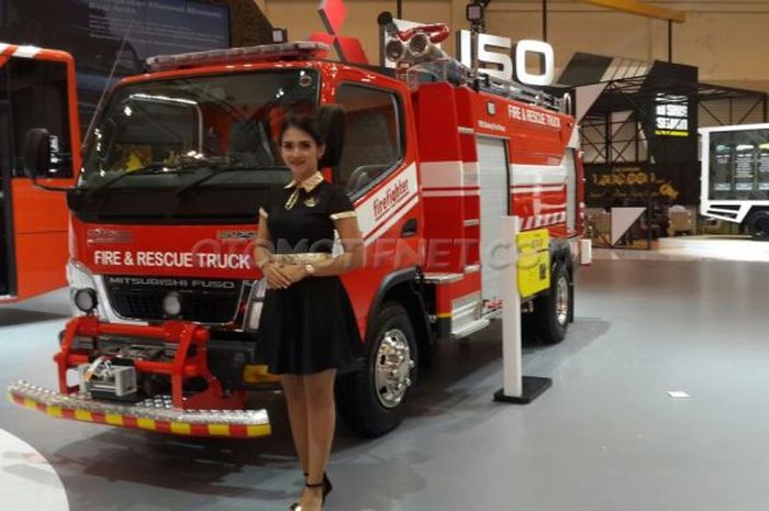 Fire &amp; Rescue Truck berbasis Mitsubishi Fuso FE 74 HD mampu menembus kepadatan kota