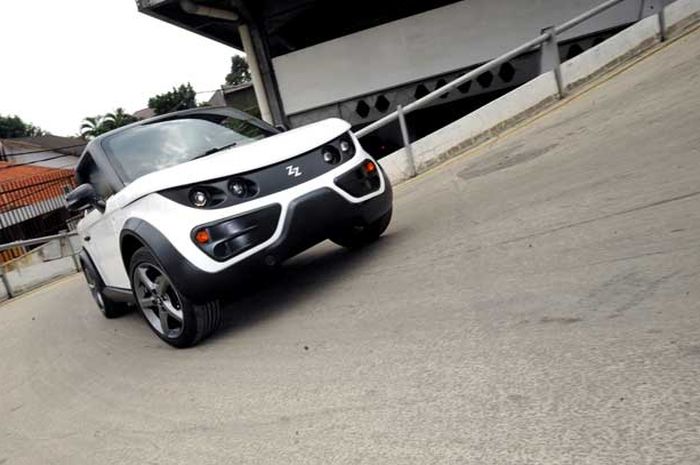 First Drive Tazzari Electric Zero Evo 2012, Mobil Listrik Pertama Dijual Resmi di Indonesia