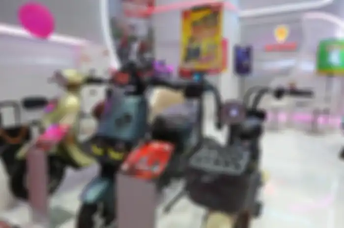 Diskon motor dan sepeda listrik di JFK 2024
