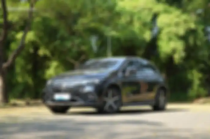 Mercedes-Benz EQE 350 SUV