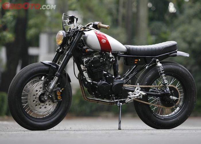 Modifikasi Simpel Ubah Honda Tiger Jadi Bobber Gridoto Com