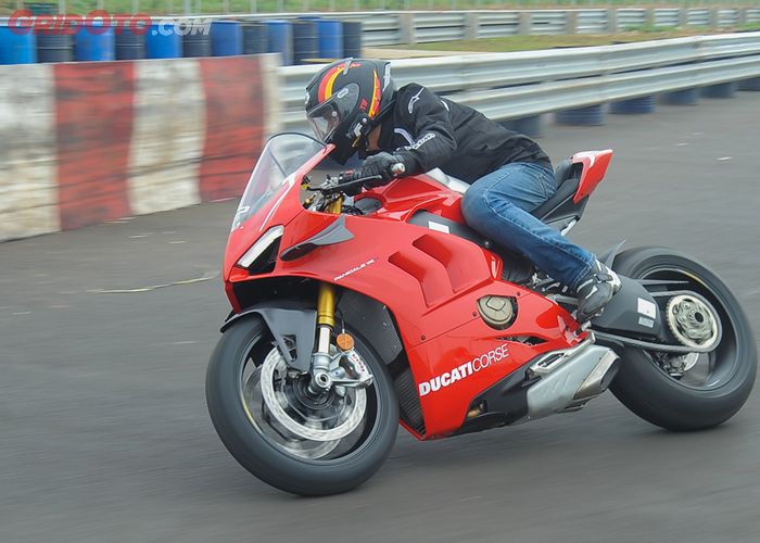 Tinggi jok ducati panigale 1199 new arrivals
