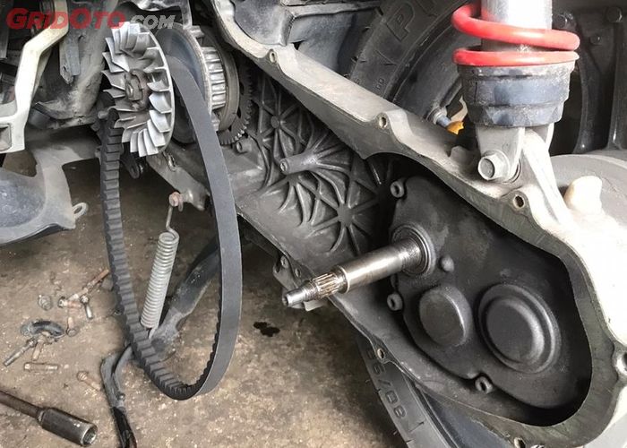 kenapa timing belt berbunyi Katherine Cornish