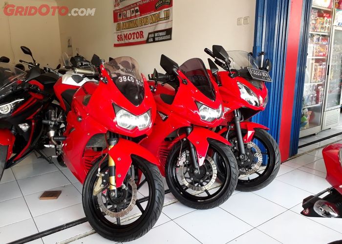 Apa Iya Ini Yang Bikin Kawasaki Ninja 250 Karbu Masih Laris Manis Gridoto 