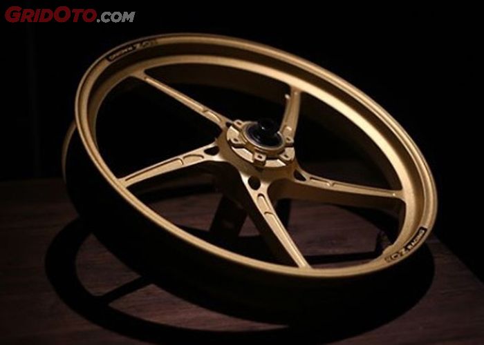Pelek Motor Oz Racing Yang Super Ringan Harganya Setara Kawasaki W175 Gridoto Com