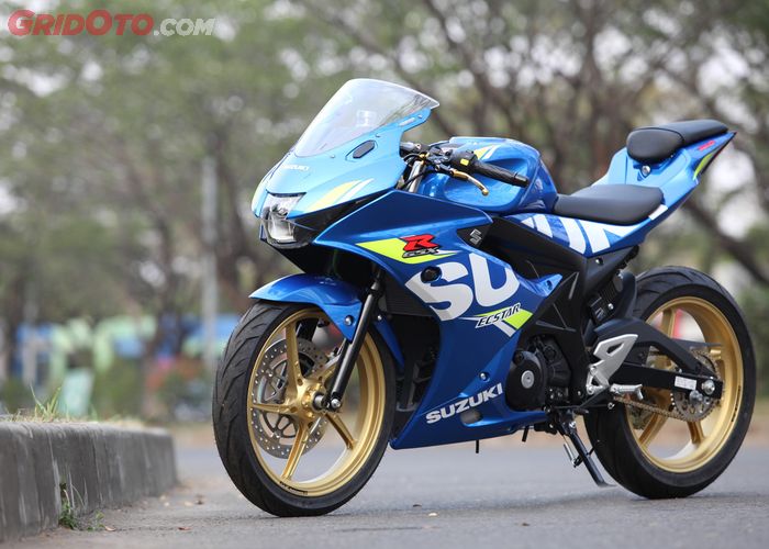 Lihat Nih Suzuki Gsx R150 Hedon Peleknya Lebih Mahal Dari Harga Motor Gridoto Com