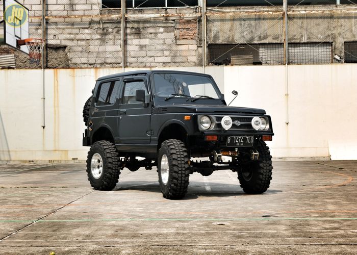 Modifikasi Jip Suzuki Jimny Lawas Ini Punya Tenaga Mesin Yang Mumpuni Gridoto Com