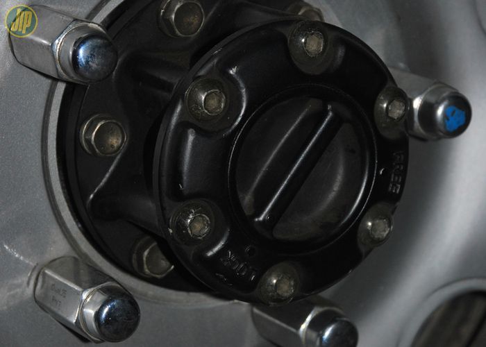 Fungsi Free Lock Hub Di Mobil Berpenggerak 4x4 Gridoto Com