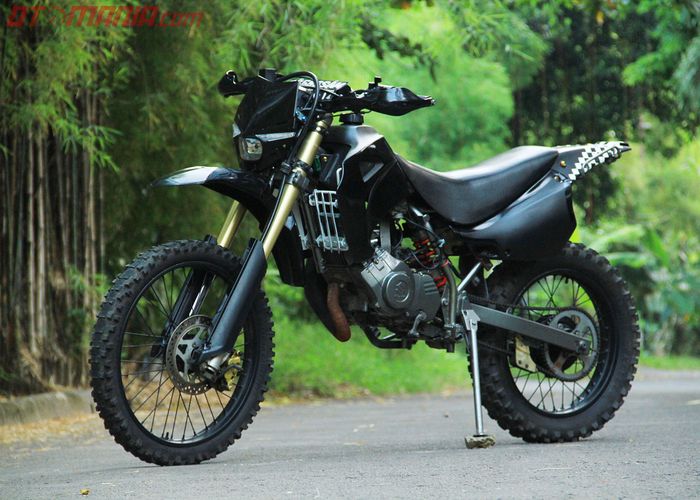 Hyosung trail 200cc shop