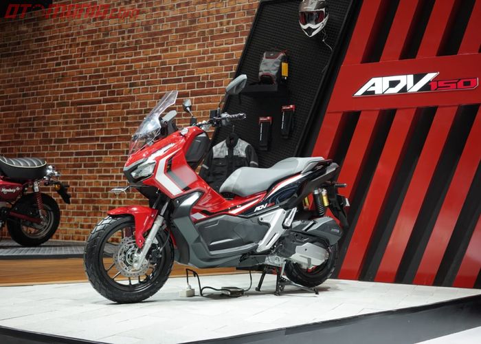 Otobursa Tumplek Blek 2019 Mantap Pengunjung Bisa Coba Langsung Honda Adv150 Semua Halaman Gridoto Com