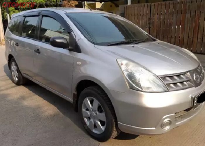 Nissan Grand Livina Seken Update Harga, Bisa Diboyong Modal ...