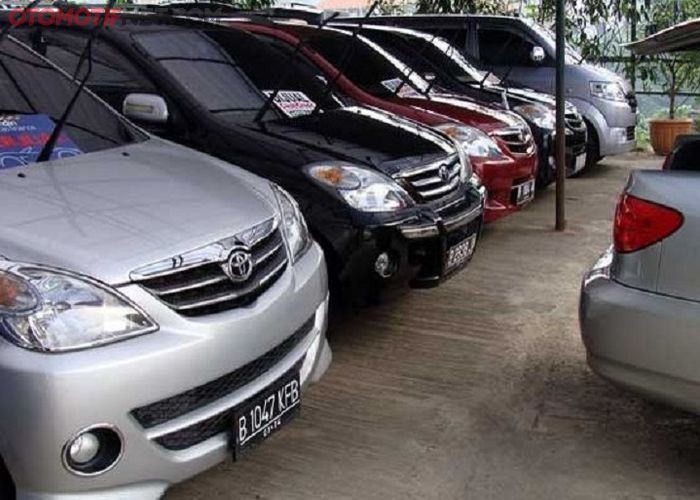 Bursa Mobkas Depok Toyota Avanza Innova Diburu Gridoto Com