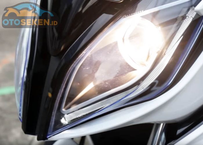 Tips Mudah Membersihkan Headlamp Motor Kuning Modal Rp 2 Ribu Gridoto Com