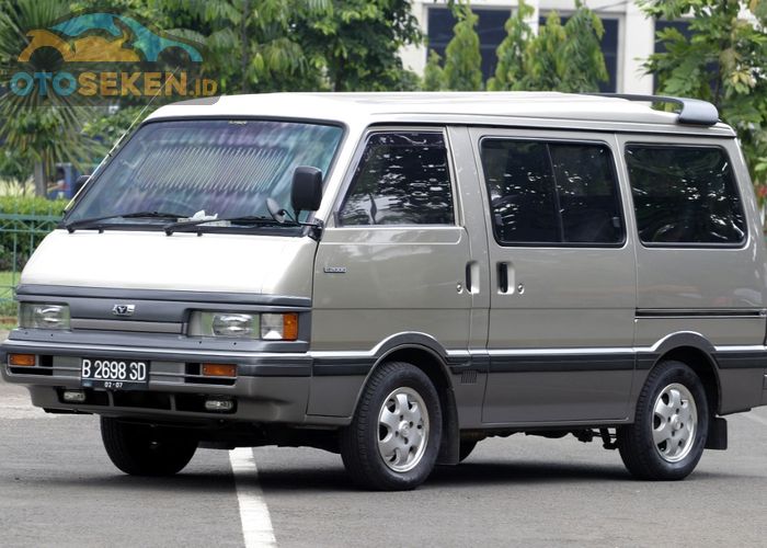mengingat kembali sejarah mazda e2000