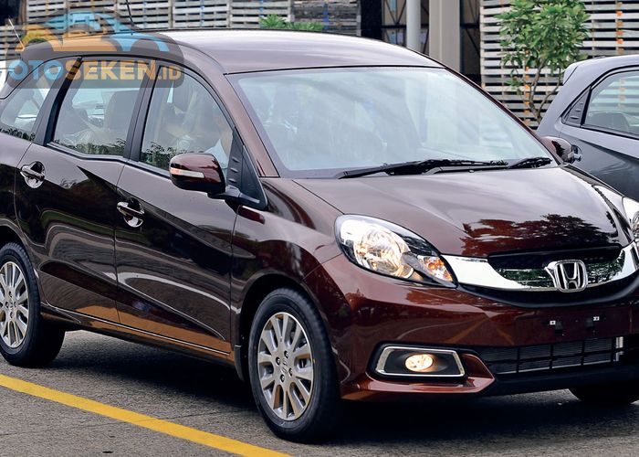 Perbedaan Honda Mobilio Tipe S MT E MT E CVT dan Prestige