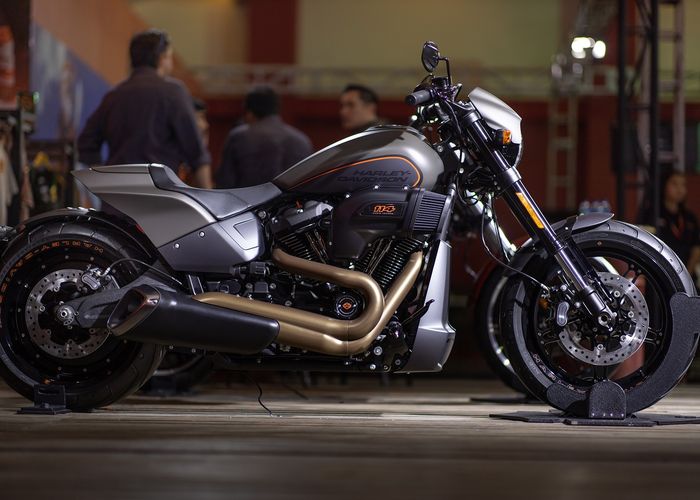 Harley Davidson Fxdr 114 Meluncur Harga Cuma Di Rentang Rp 600 Jutaan Gridoto Com