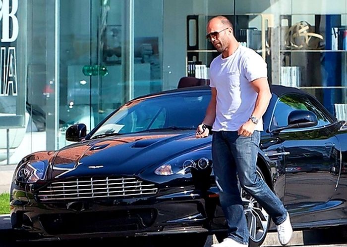 Mengintip Koleksi Mobil Mewah Jason Statham Kenceng Kenceng Sob Gridoto Com<script async src=