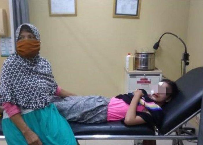 Dua Gadis Merintih Kesakitan Usai Motornya Dipepet Dua Begal Hp Tak Jadi Dirampas Tapi Luka Yang Didapat Gridoto Com