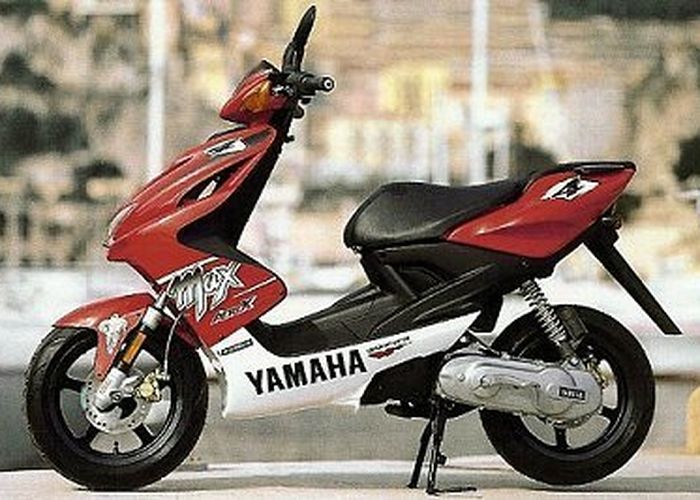 Yamaha Aerox Ternyata Sudah Ada Sejak 23 Tahun Lalu Sob Mesinnya Cuma 50 Cc Lho Gridoto Com
