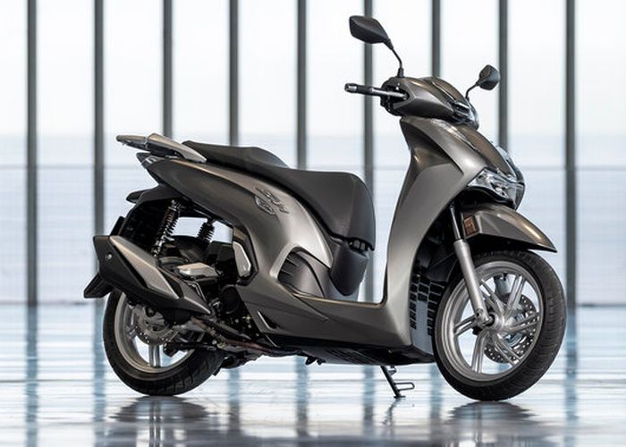 Skutik Baru Honda Berkapasitas 350 Cc Meluncur, Tampang Berkelas, Fitur  Komplit - GridOto.com