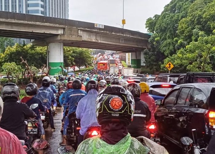 Aka singil seks xikoya Moskvadagi transvestitlarning fotosuratlari