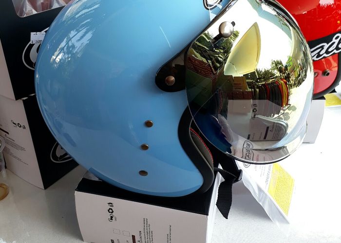 Pilihan Pilihan Helm Ini Buat Para Cewek Nomor 3 Bikin Kamu Makin Cute Gridoto Com