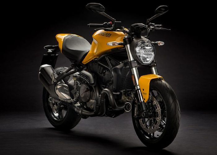 Ducati monster 2024 821 bekas