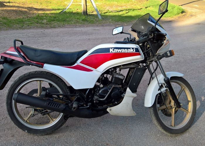 Penggemar 2 Tak Kudu Kenalan Nih Mbah Kakungnya Kawasaki Ninja Gridoto Com