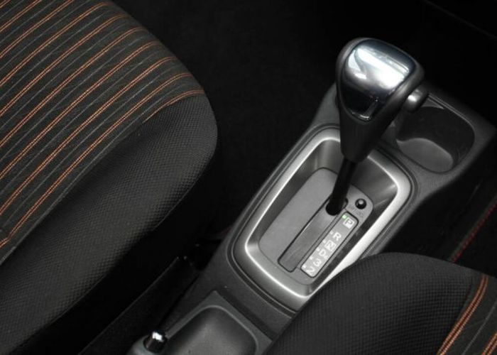 Lebih Menguntungkan Mana Pilih Transmisi Manual Atau Otomatis Gridoto Com