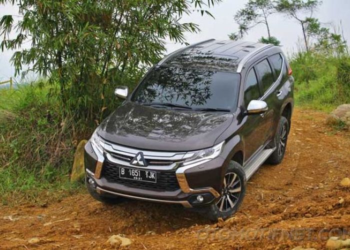 Yuk, Kenali Generasi-Generasi Mitsubishi Pajero Sport Lebih Dalam - Gridoto.com