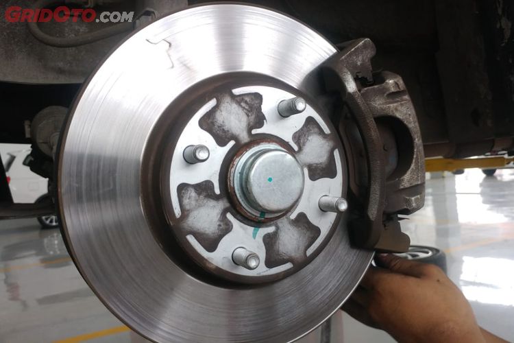 Ini Penyebab Piringan Cakram Mobil Tergerus Atau Bergelombang Gridoto Com