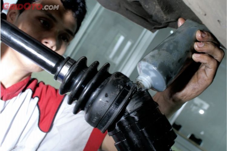 Berbagai Jenis Gemuk Atau Grease Yang Dijual Di Bengkel Mobil Semua Halaman Gridoto Com