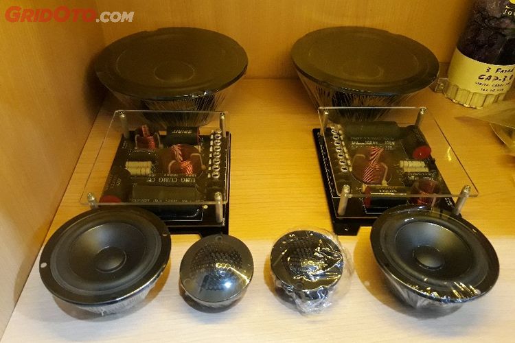 Ingin Pasang Speaker 3 Way Di Mobil Anda Ini Plus Dan Minusnya Gridoto Com