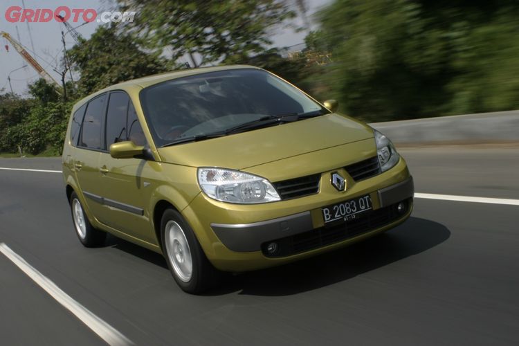 Renault Grand Scenic, Mobil Mpv Bertenaga Badak, 155 Dk Cuy... - Gridoto.com