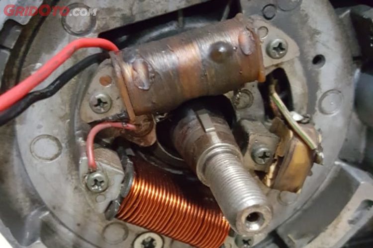 Awas Karena Hal Ini Motor 2 Tak Bisa Mendadak Jalan Mundur