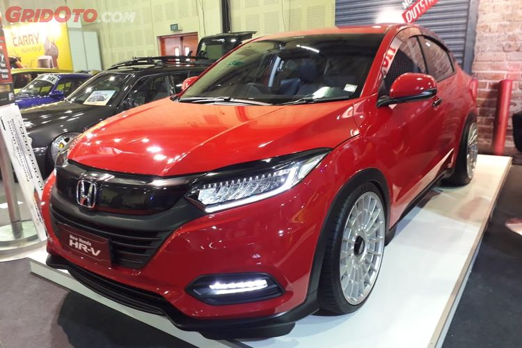Honda Hr V Modif Di Imx 2019 Pakai Airsus Dan Knalpot Valvetronic Begini Detailnya Gridoto Com