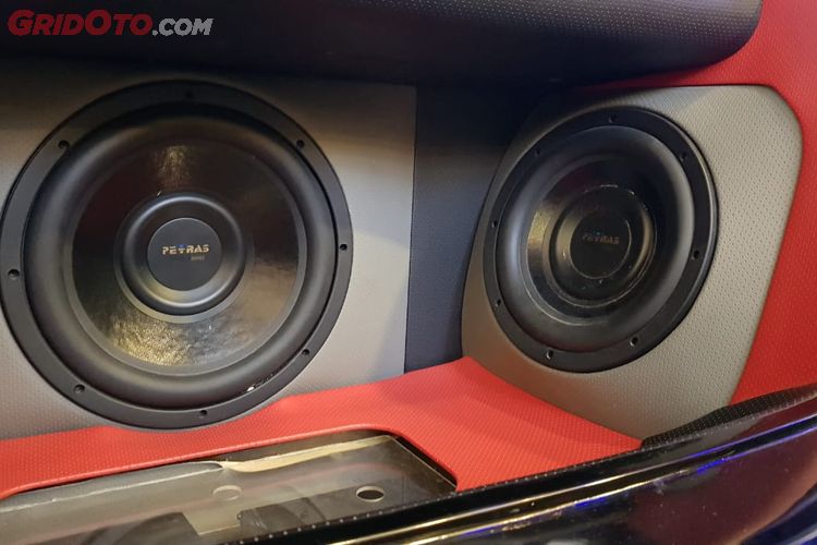 Ingin Pasang Subwoofer Untuk Audio Mobil Pikirkan Dulu Hal Ini Gridoto Com