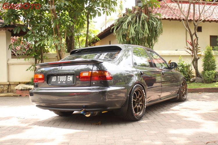Jangan Nantangin Honda Civic Genio Ini Kalau Ogah Dibikin Malu Mesinnya Kenceng Sob Gridoto Com
