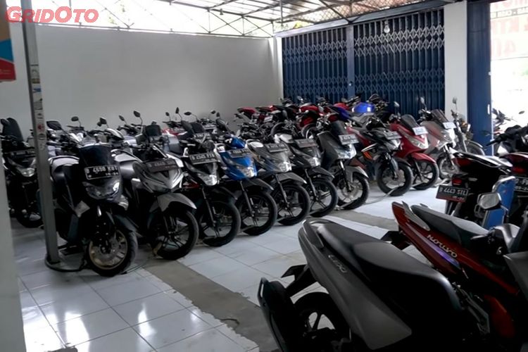 Motorseken Harga Motor Bekas Terjun Bebas Saatnya Beli Motor Gridoto Com