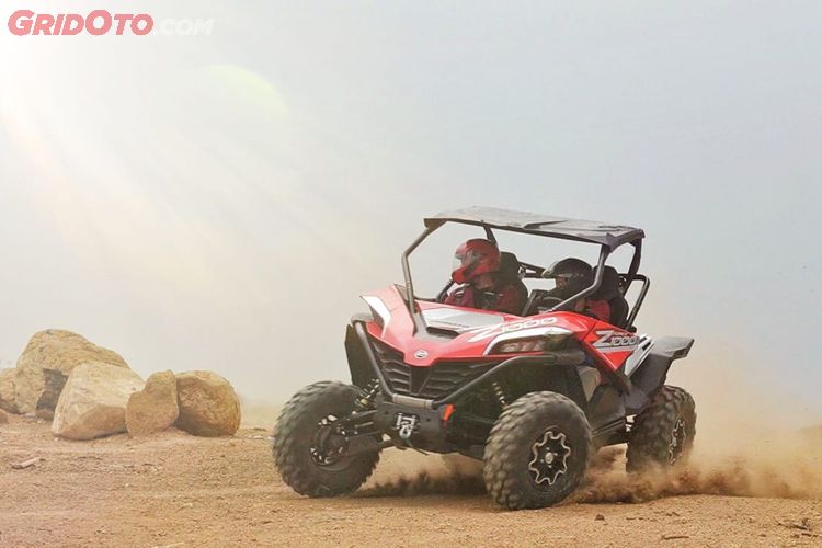 Турист CF Moto 1250