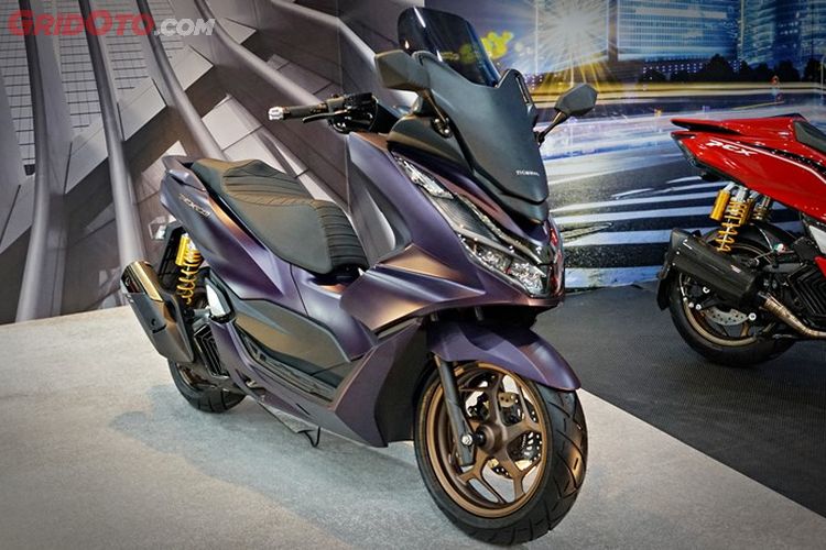 Honda Forza Custom