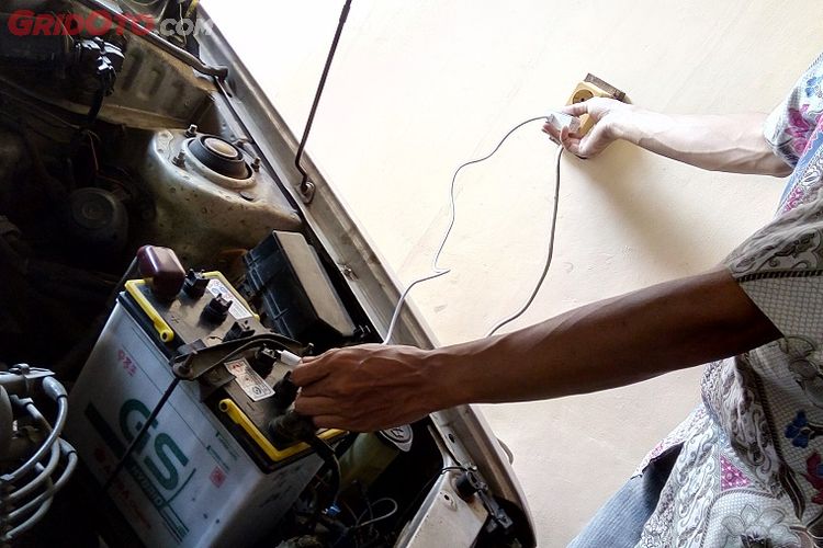 Berapa Ampere Ideal Untuk Melakukan Charge Aki Jangan Sampai Salah Semua Halaman Gridoto Com
