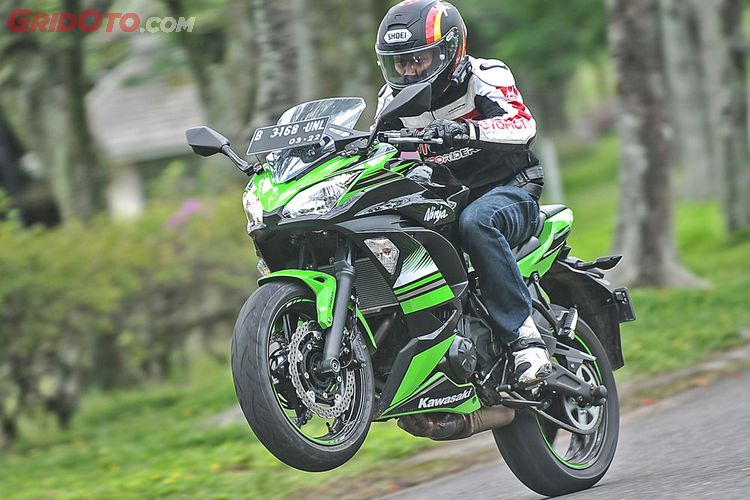 Kehebatan Turing Jelajah Dengan Motorsport 2Tak Ninja Krr ...