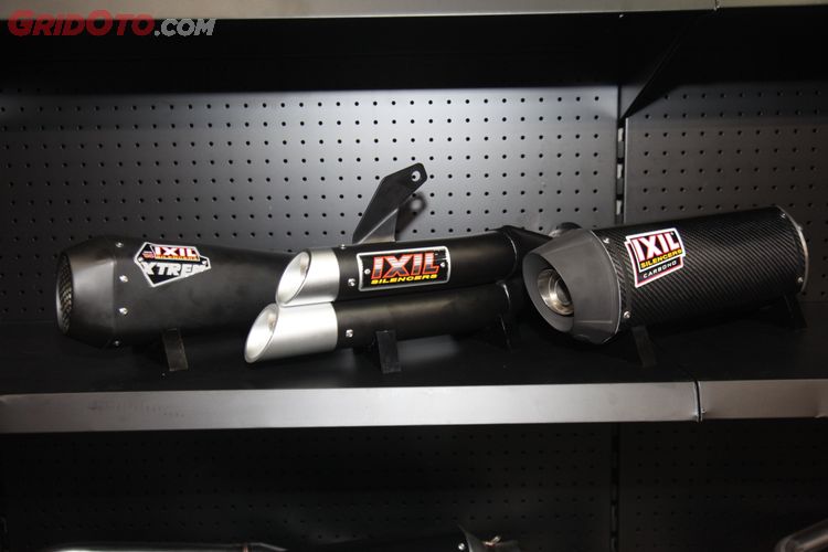 Кастом Akrapovic morsus