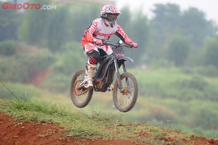 Fakta Mencoba Trail Listrik Viar E Cross Yang Harus Anda Ketahui