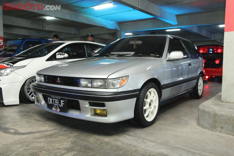 Dari Depan Mirip Lancer Dan Gan Belakangnya Ternyata Buntung