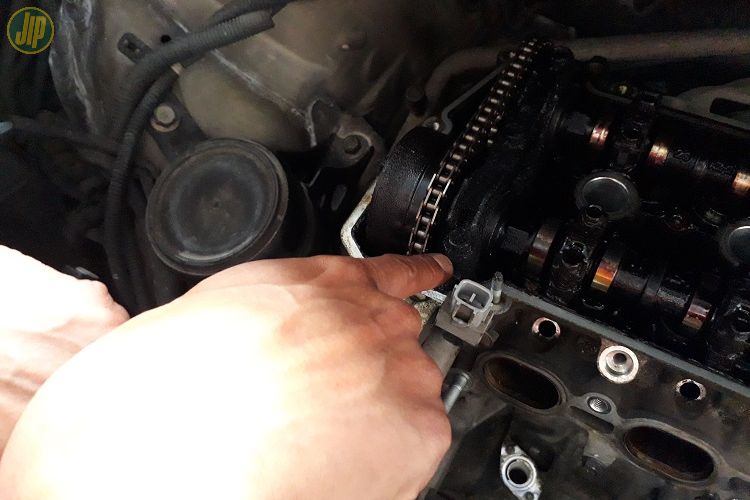 Buat Yang Belum Paham Ini Bedanya Timing Belt Dan Timing Chain Gridoto Com