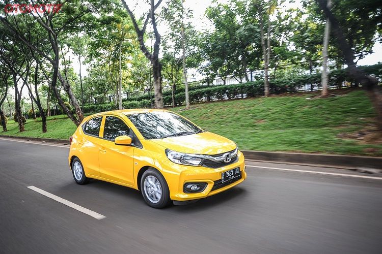 Test Drive All New Honda Brio Satya E CVT Lebih Panjang Dan Berat