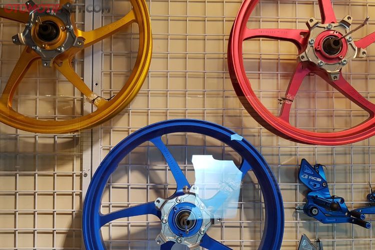 Pelek Aluminium Rcb Buat Sport 250 Cc Ringan Dan Kuat Harga